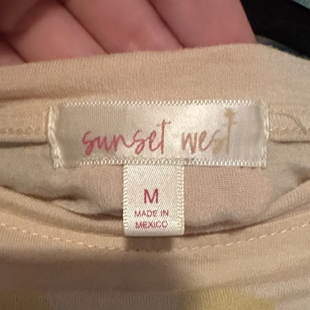 NWOT Yosemite Graphic Tie Tee Size M - Image 2