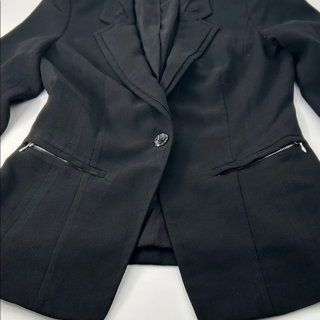 Sophisticated Black Women's Blazer Size 2 - Image 14
