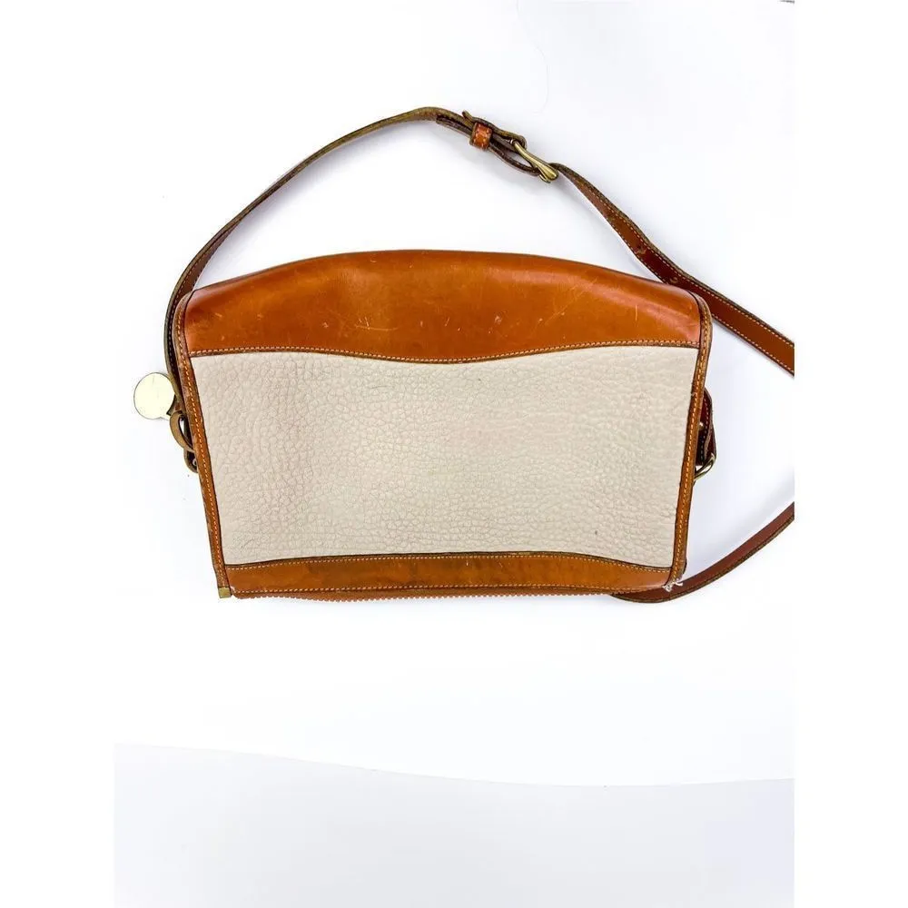 Dooney and Bourke Vintage Ivory and Tan Leather Crossbody Bag - Image 7