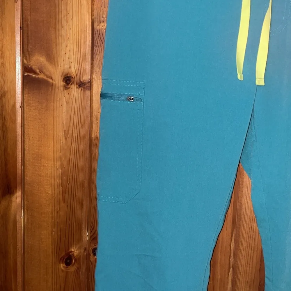 Yola Skinny Scrub Pants Marine Limited Edition Color medium nurse scrubs - Image 7