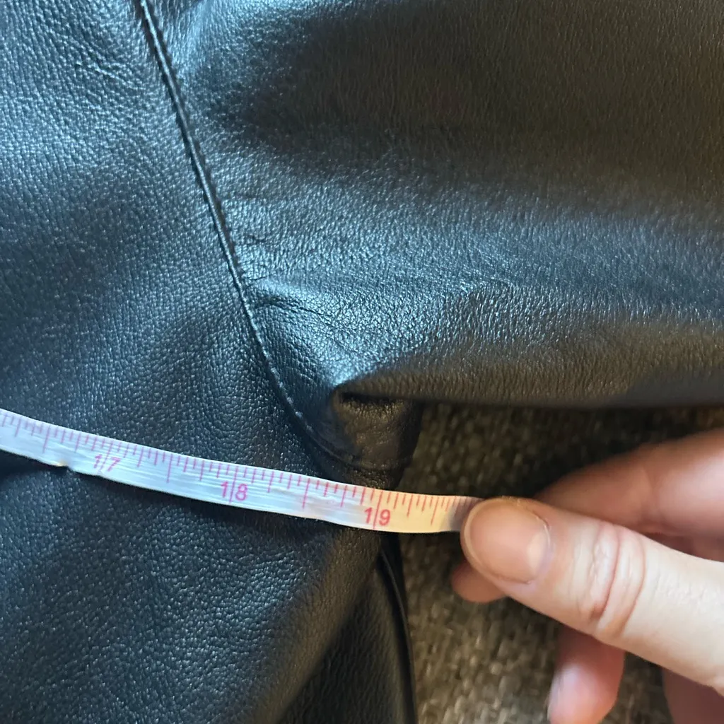 Sophisticated Black Leather Jacket w/Gold Buttons - Image 10