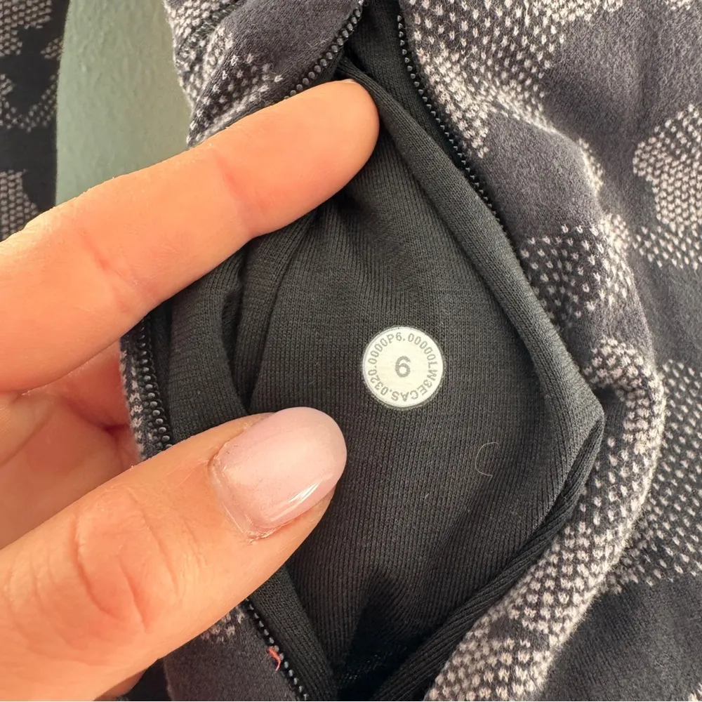 Lululemon Close to Crossing Rulu Long Sleeve Top - Image 11