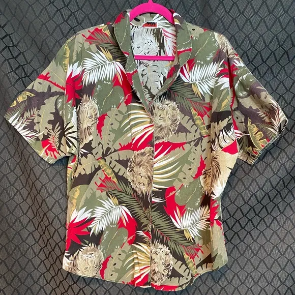 Vintage Women’s Large Lion Jungle print button up collared shirt - Image 2