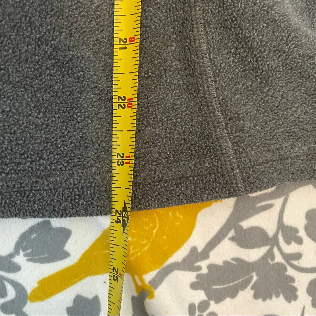 The North Face Grey Fleece Pullover EUC Size L - Image 3