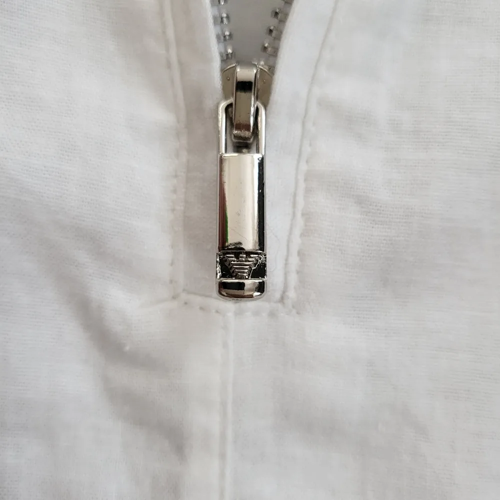 Emporio Armani Women's Short Sleeve Quarter Zip White Top Size XL - Image 3