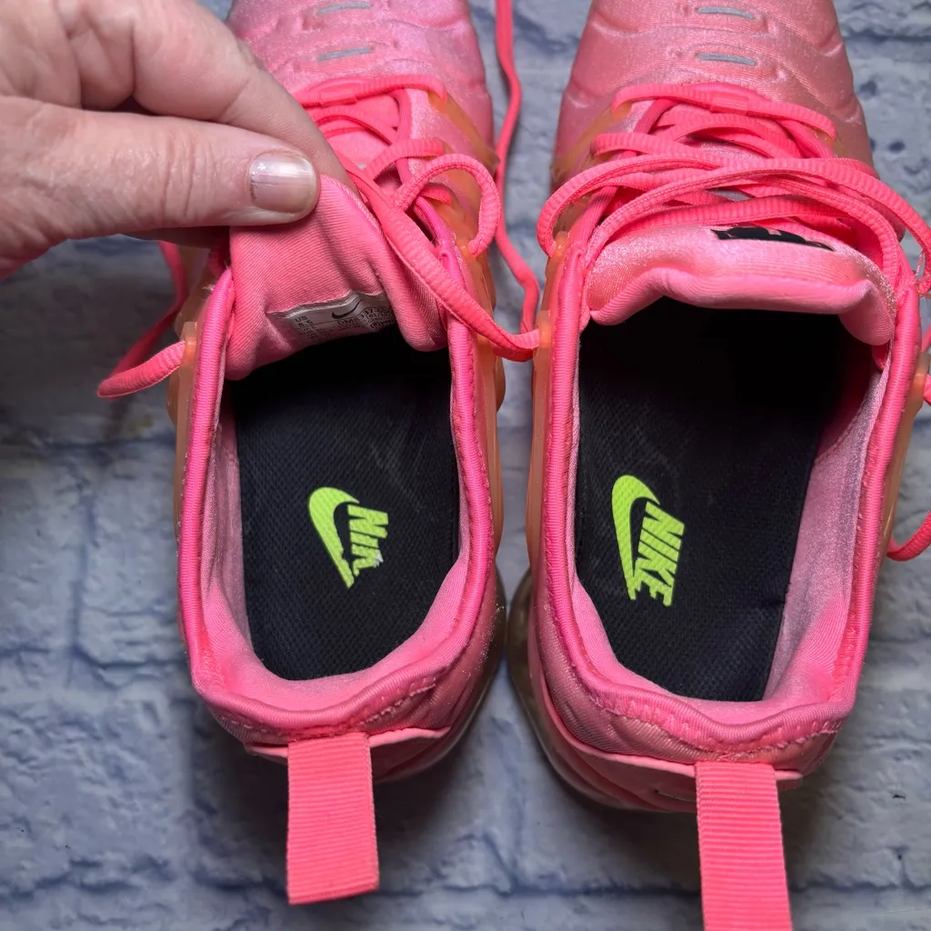 Nike Air Vapormax Plus Women's Size 8.5 Pink Bubblegum Sneakers DM8337-600 Shoes - Image 14