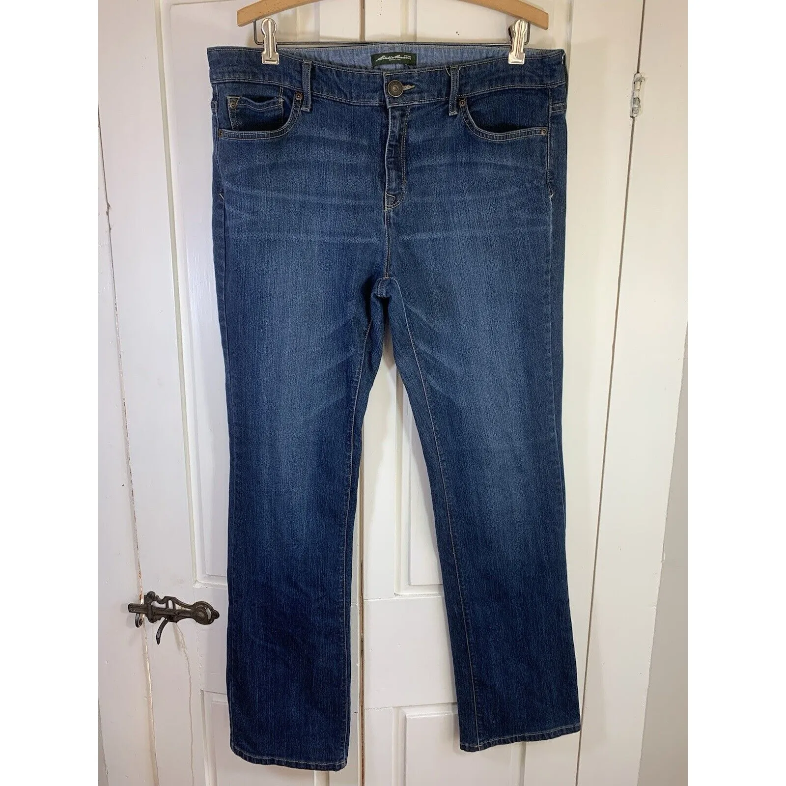 Eddie Bauer Straight Leg Jeans‎ Womens 14 37x31 Stretch Medium Wash Minimalist - Image 3