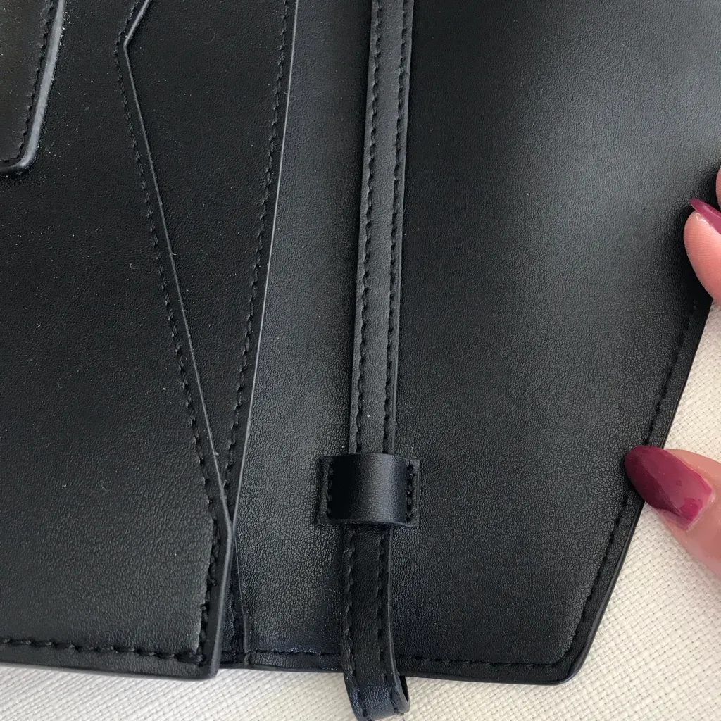 Christy Lion Medallion Envelope Clutch Crossbody - Image 12