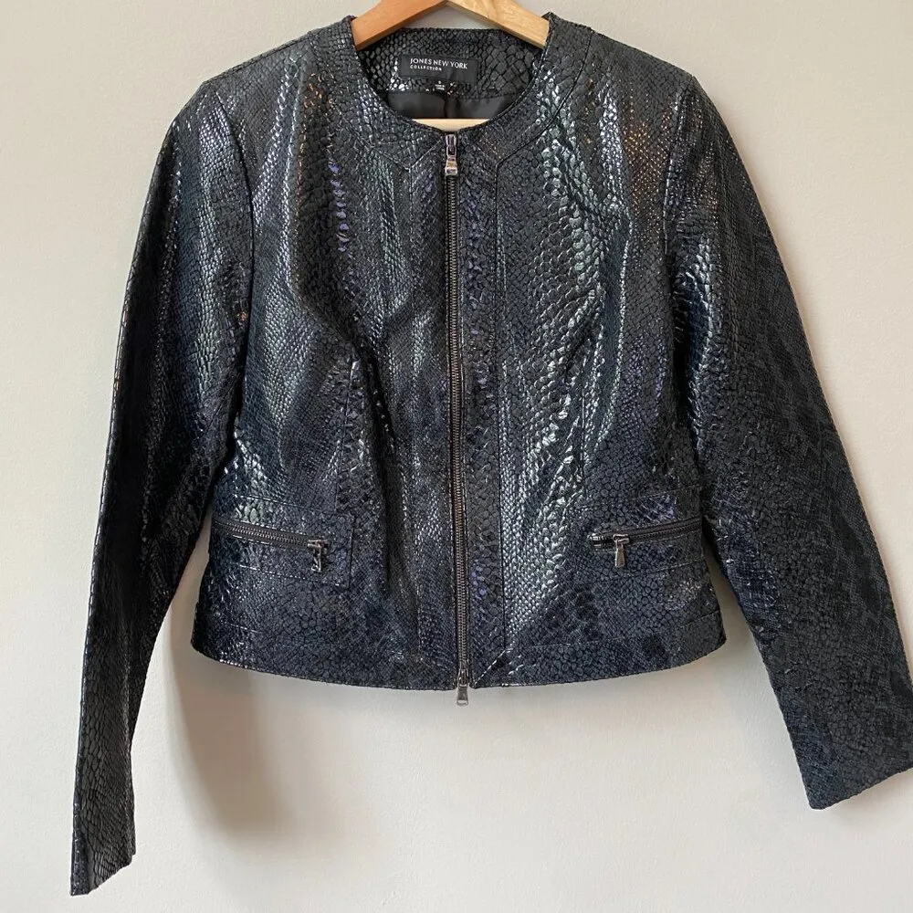 NWOT Jones New York Women's Size Small 100% Leather Glossy Full Zip Black Jacket - Image 4