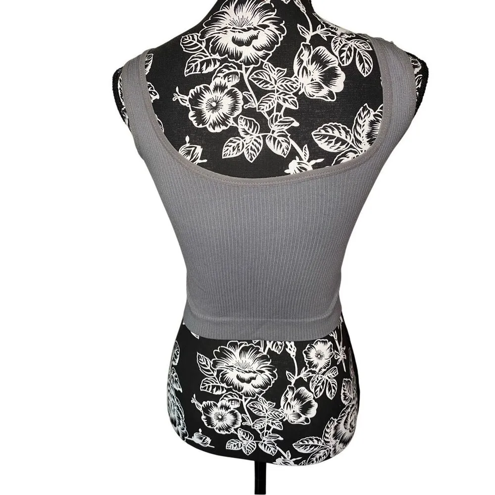 Coqq Wide Strap Ribbed Crop Top Tank Top Sexy Lounge Casual Everyday Gray - Image 2