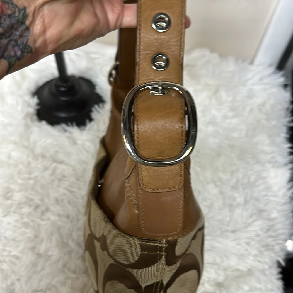Coach F13359 Tan Leather Cloth Signature-C Shoulder Handbag - Image 3