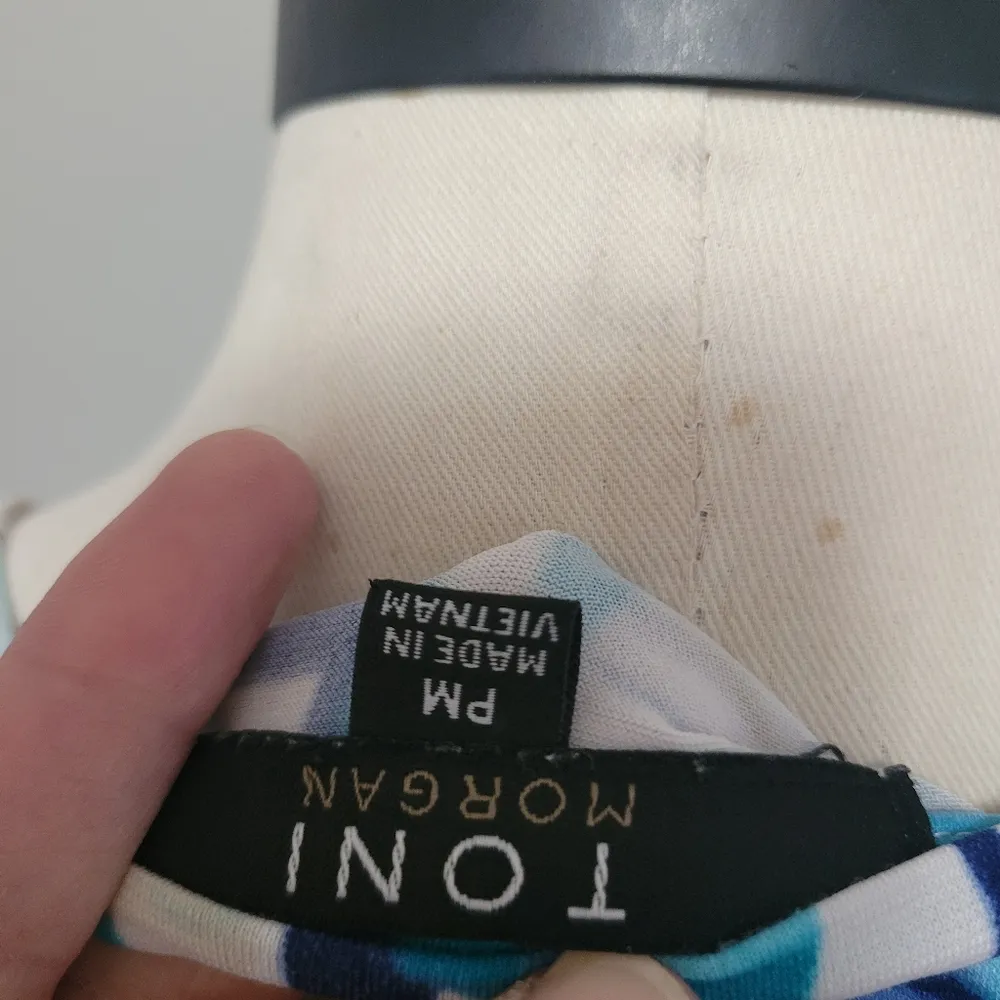 Toni Morgan blue abstract knit blouse size mp - Image 6