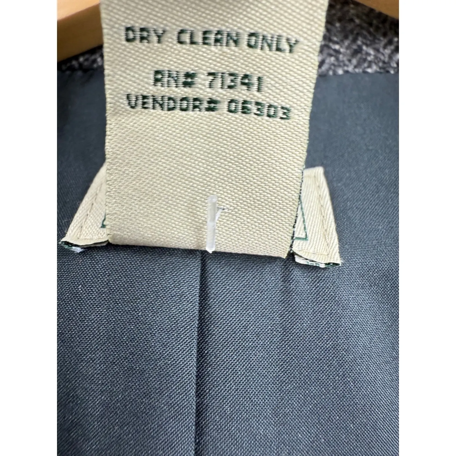 LL Bean Women's Tweed Herringbone Blazer Jacket Size S‎ Gray Wool Blend - Image 3