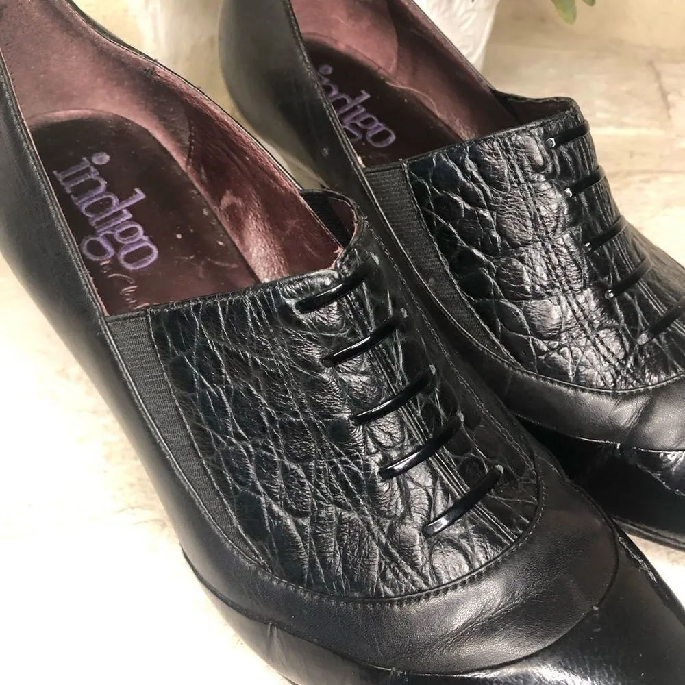 Indigo by Clarks black leather/patent leather low booties sz 10 - Image 6