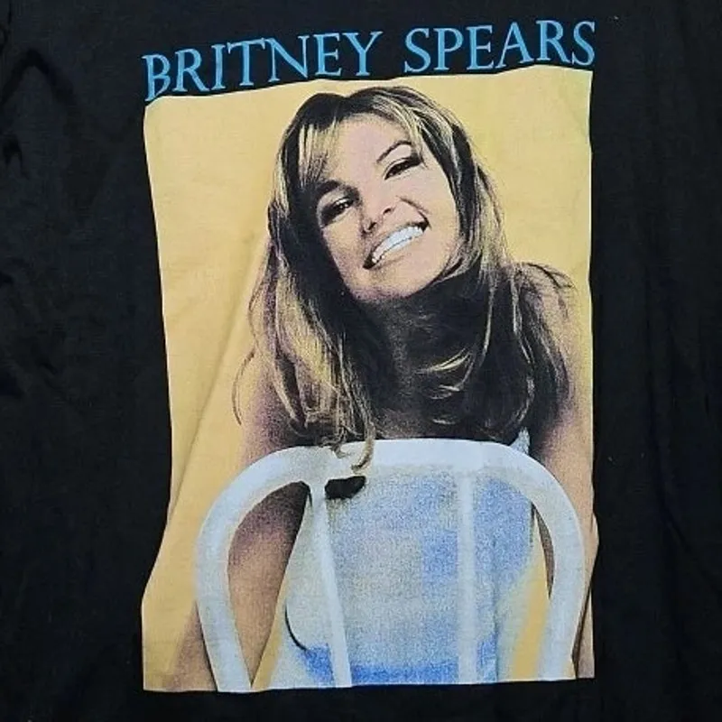 NWOT Britney Spears Vintage Style Long Sleeve Graphic Tee T Shirt Unisex L Black - Image 8