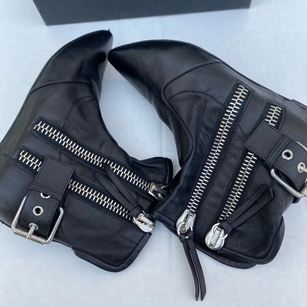 GIUSEPPE ZANOTTI Maude Leather Moto Boots w/ Zip - Image 7