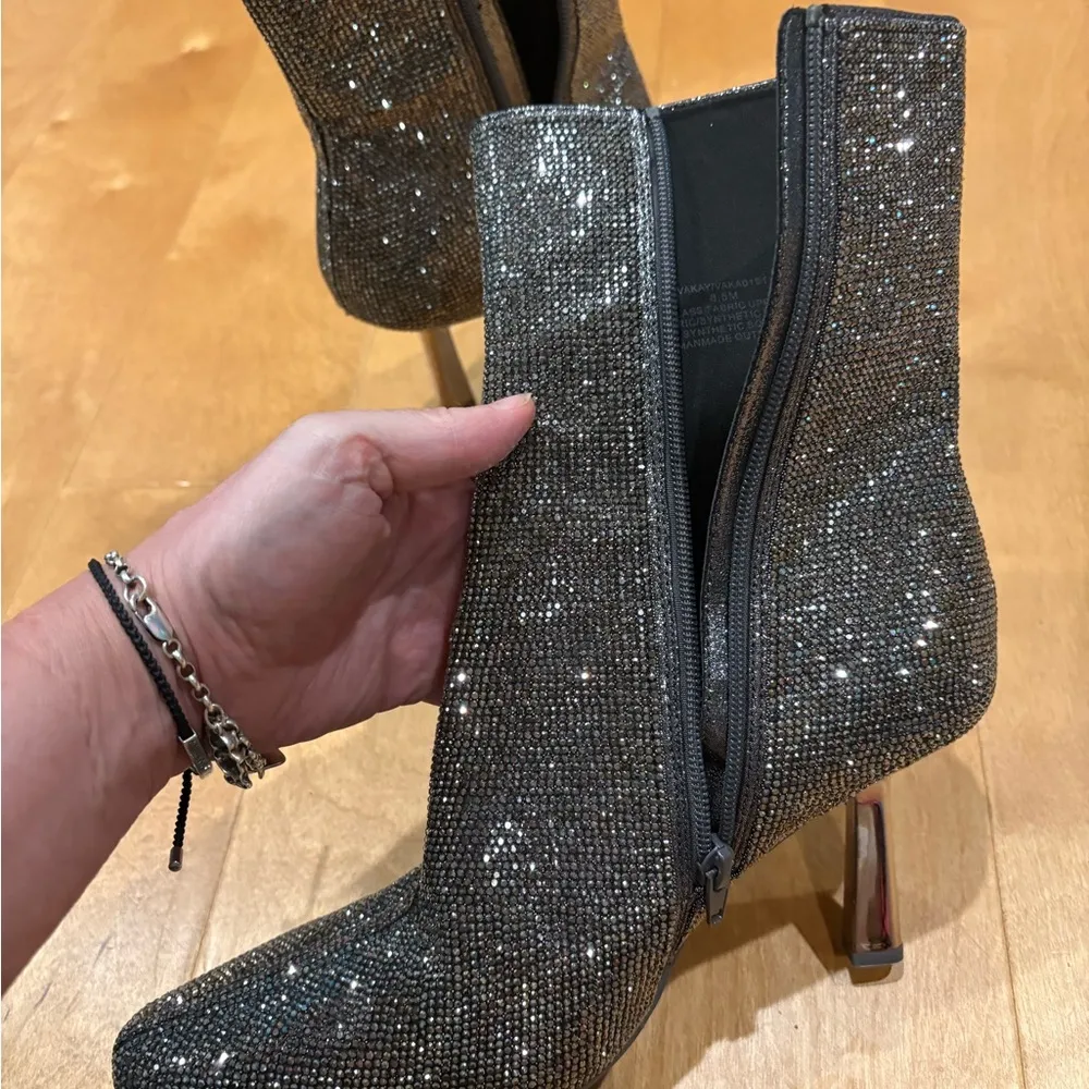 Steve Madden Vakay black silver rhinestone stiletto heel bootie boot sz 8.5 new - Image 8