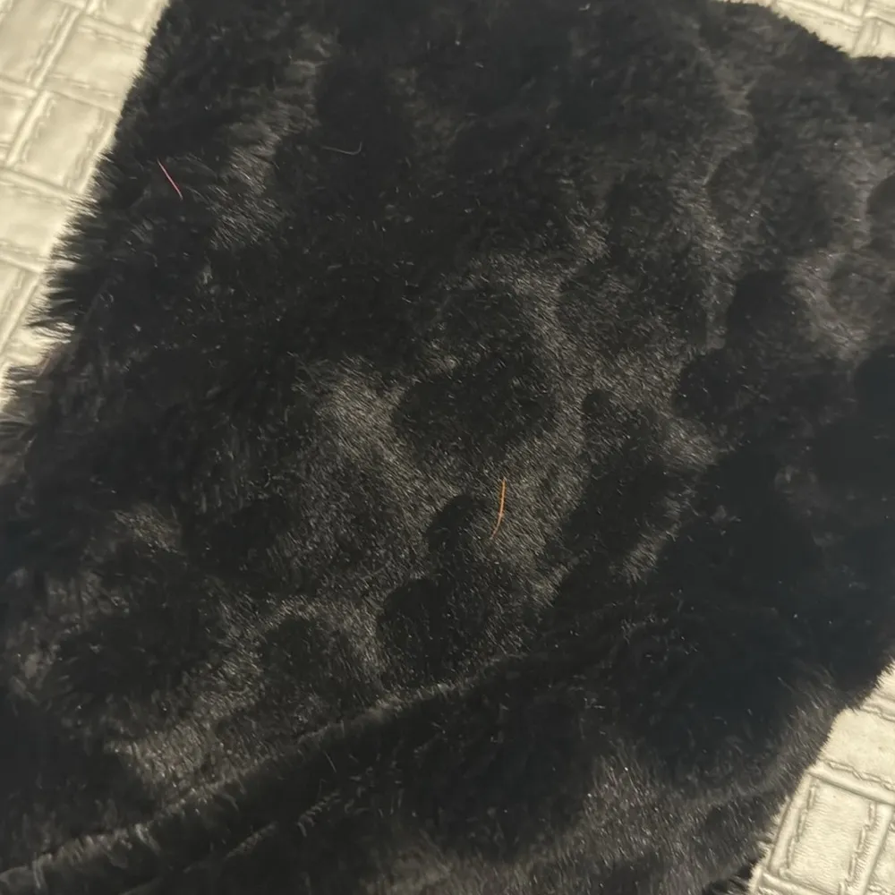 Black Faux Fur Infinity Neck Wrap Scarf Embossed Heart Pattern - Image 3