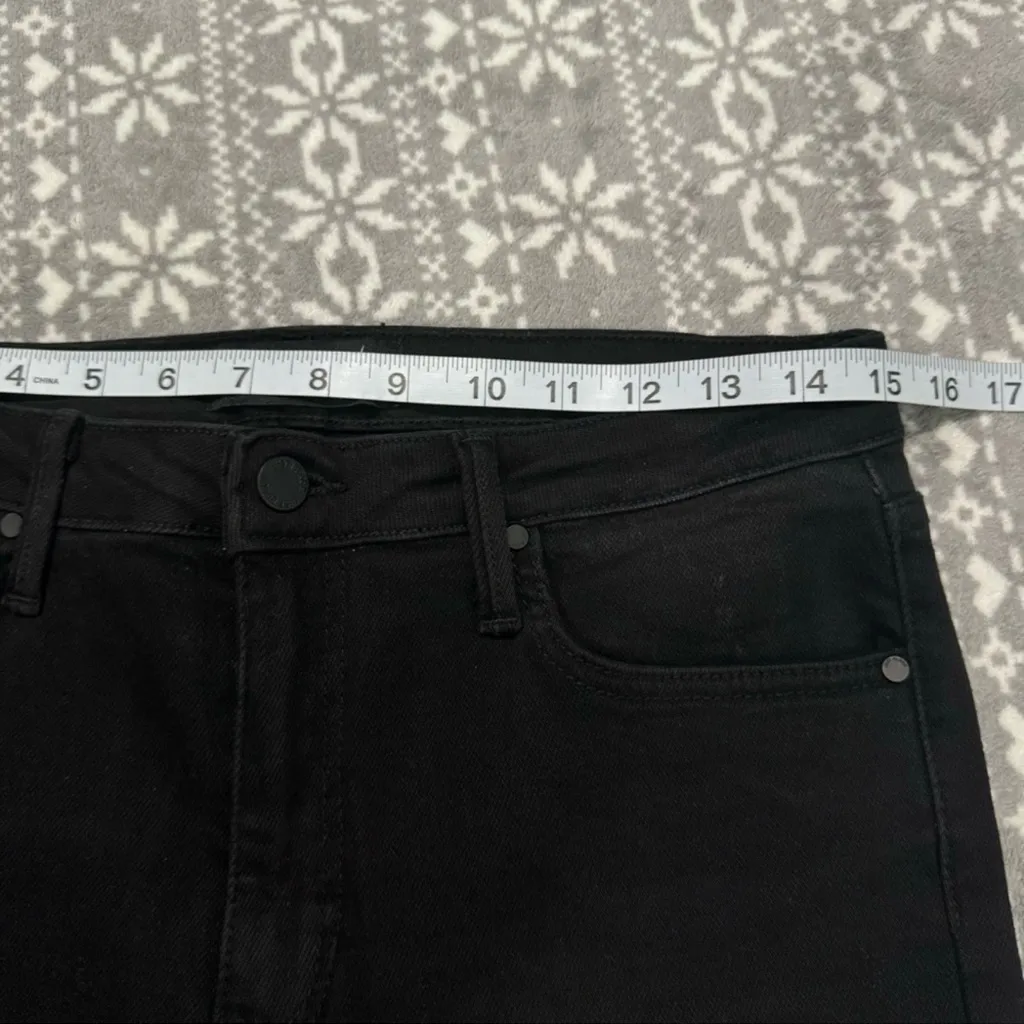 NWOT Just Black Denim‎ High Rise Distressed KneeJeans In Black Size 30 - Image 9