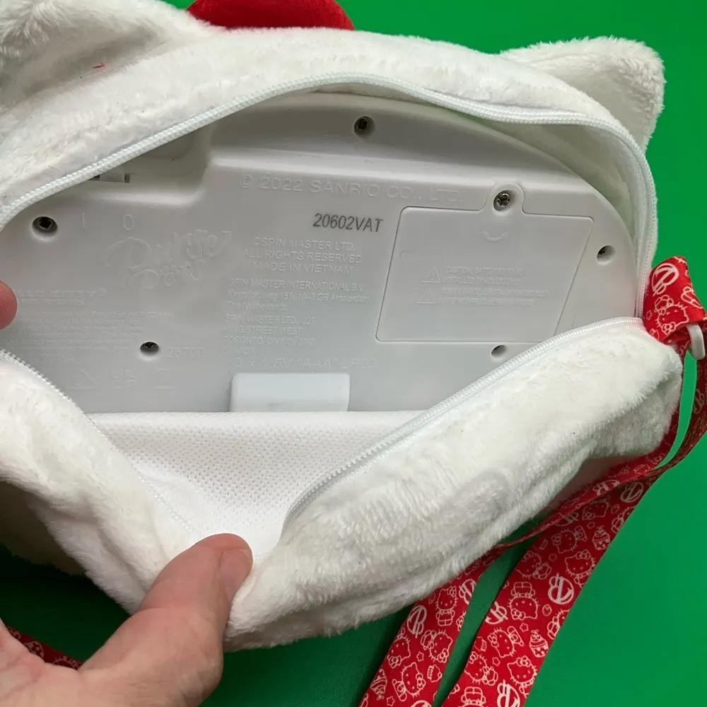 Sanrio Hello Kitty X Purse Pets 2022 Sanrio Interactive Pet Toy Handbag Works! Red - Image 4