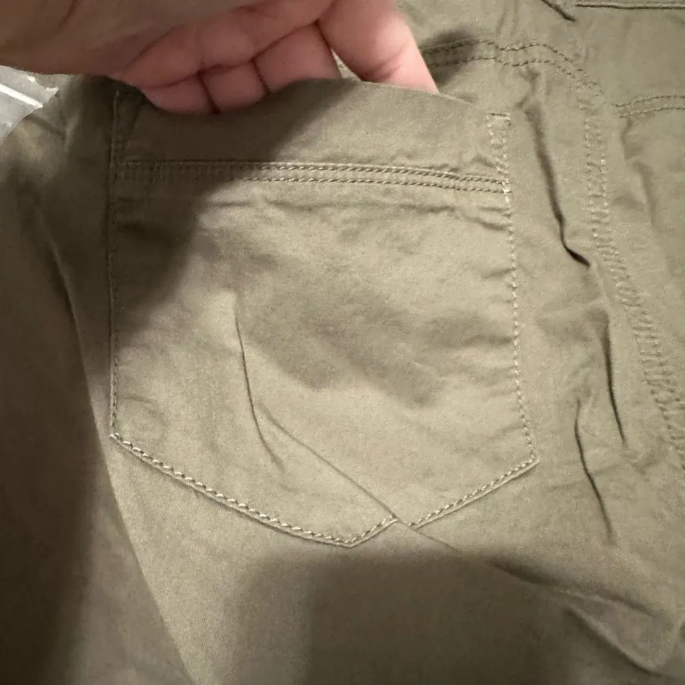 SONOMA life & style olive capris - Image 9