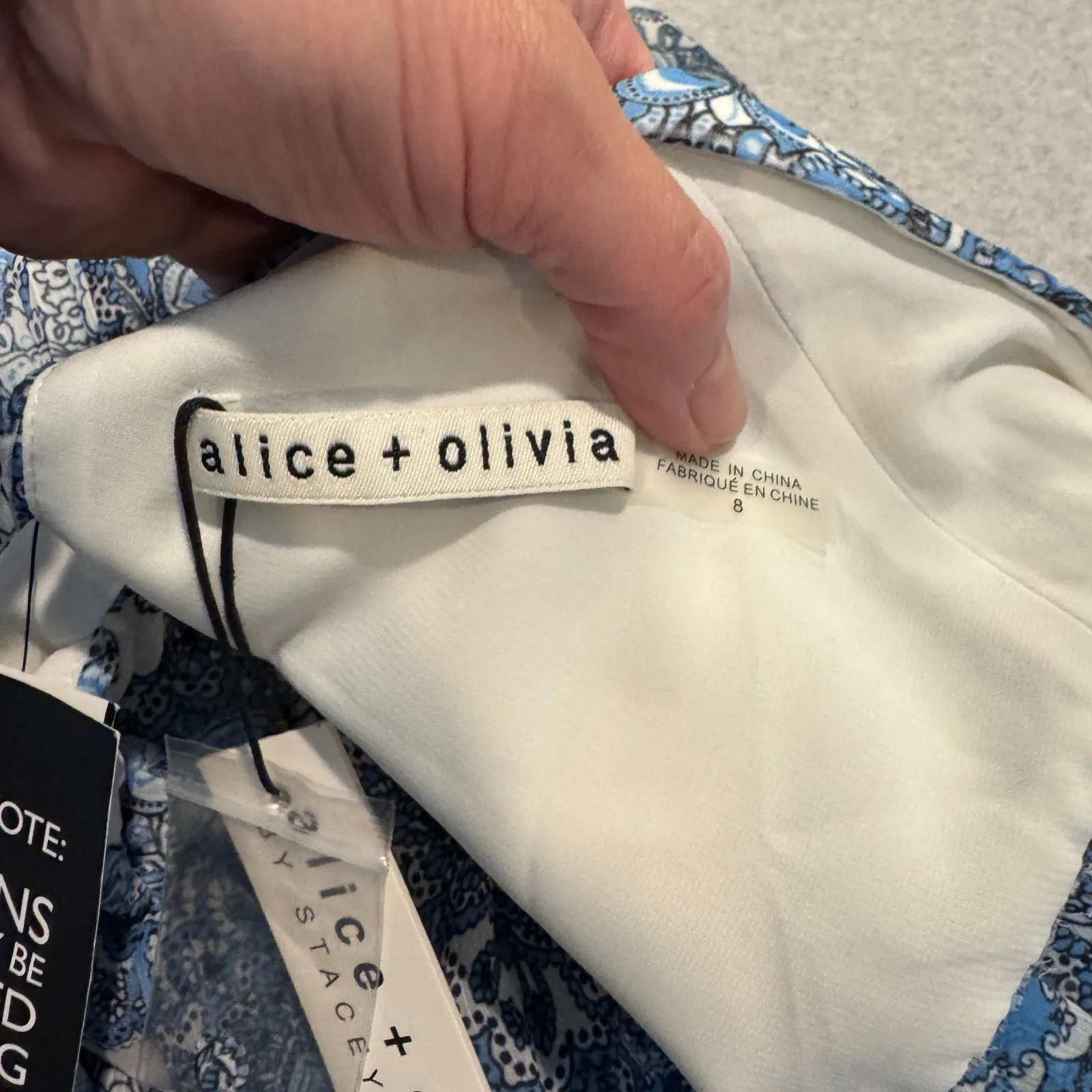 Alice + Olivia Boho Country Maxi Dress Womens 8 Blue‎ White Batik Medallion NEW - Image 11