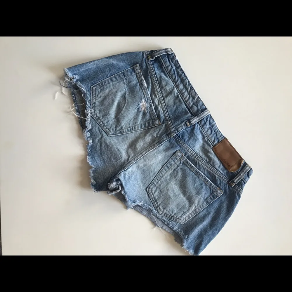 Joe’s Jeans A-Lime Tayla Denim Shorts - Size 27 - Image 3