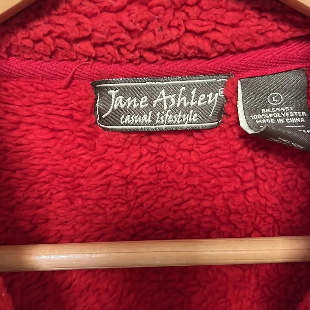 Red Sherpa Vest Fluffy on Inside - Image 3