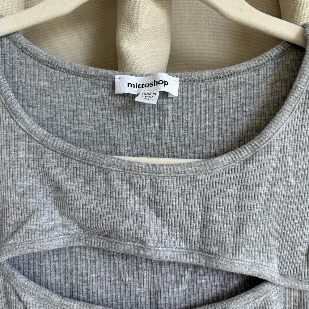 Grey ribbed scrunch cutout tank top - Image 2