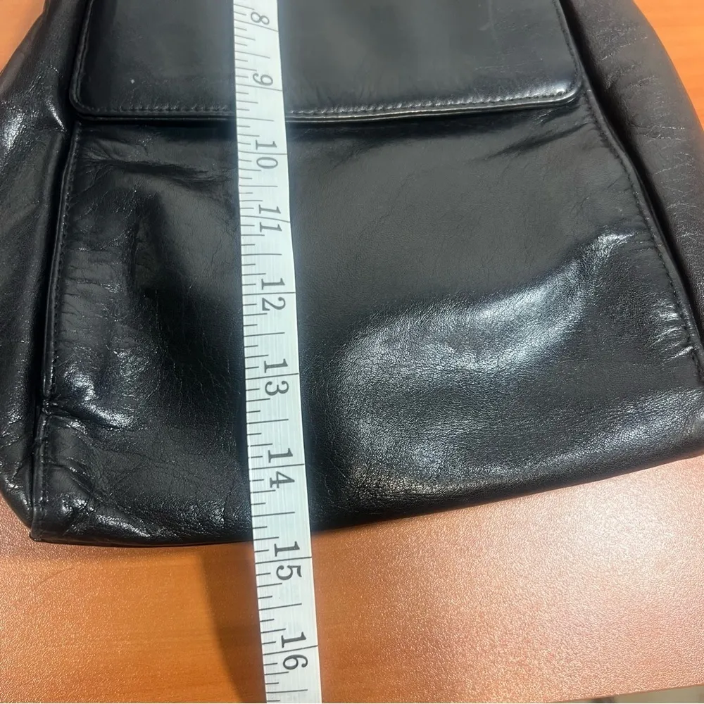 Valerie Stevens Leather Triangle Sling Women’s Backpack Purse - Image 7