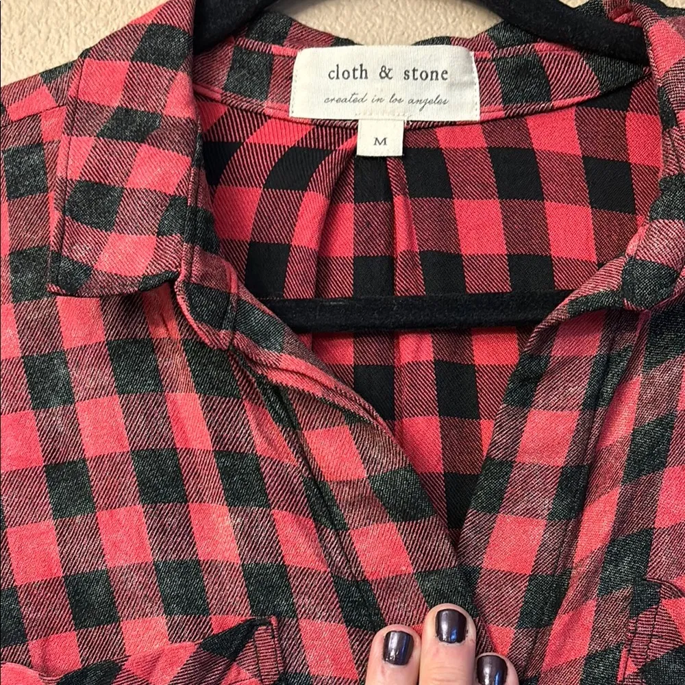 ANTHROPOLOGIE Red Black Buffalo Plaid Button Down Shirt MEDIUM - Image 5