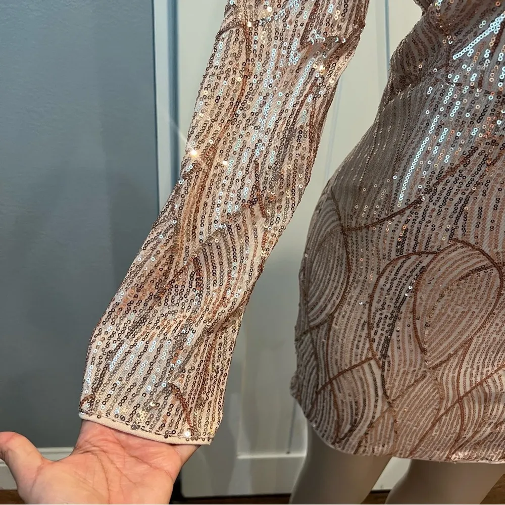 Love & Lemonade Large Deep V Neck Long Sleeve Party Mini Dress NWT Sequins - Image 3