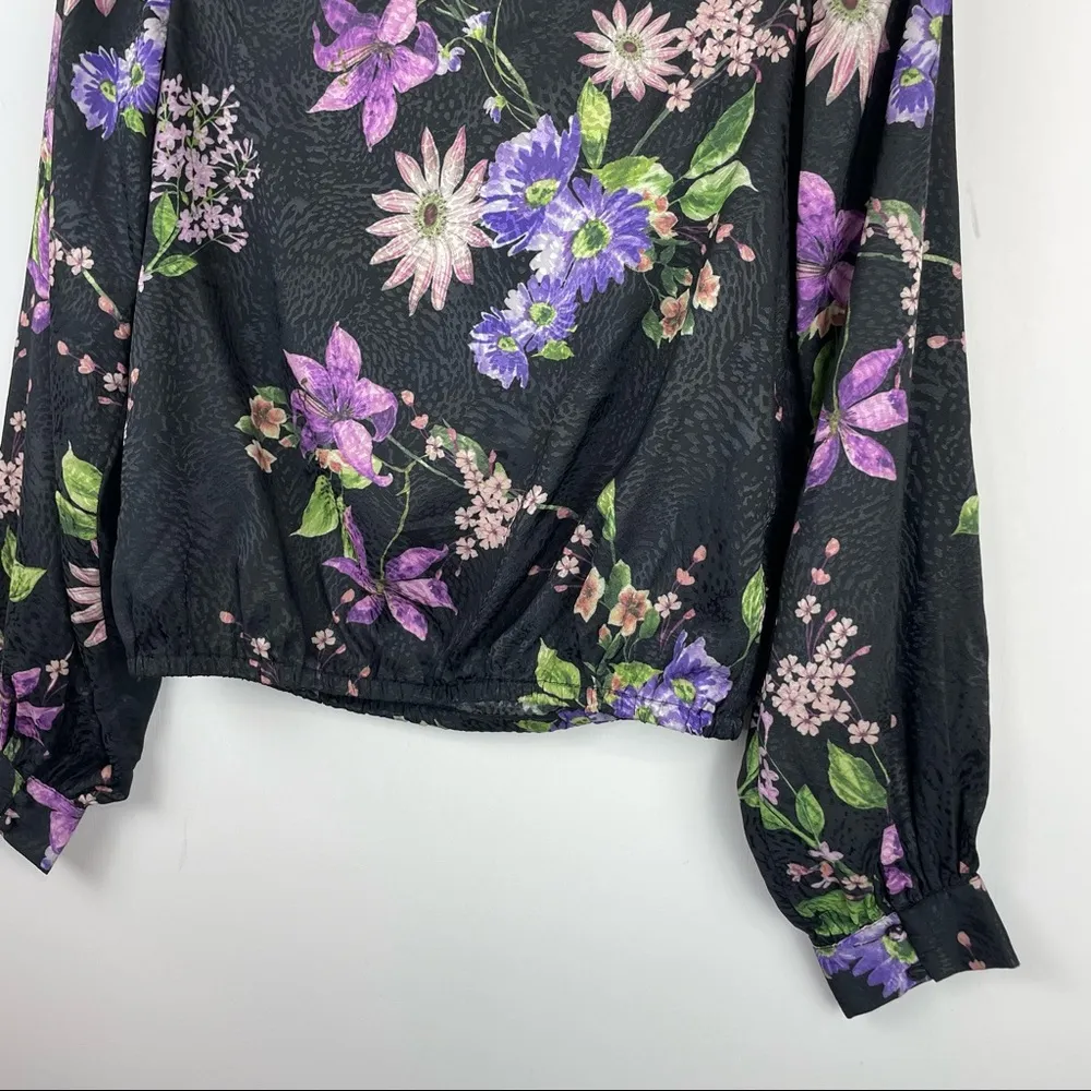 Revolve Generation Love Black Floral Silk Wrap Top Long Sleeve Sz Small - Image 9