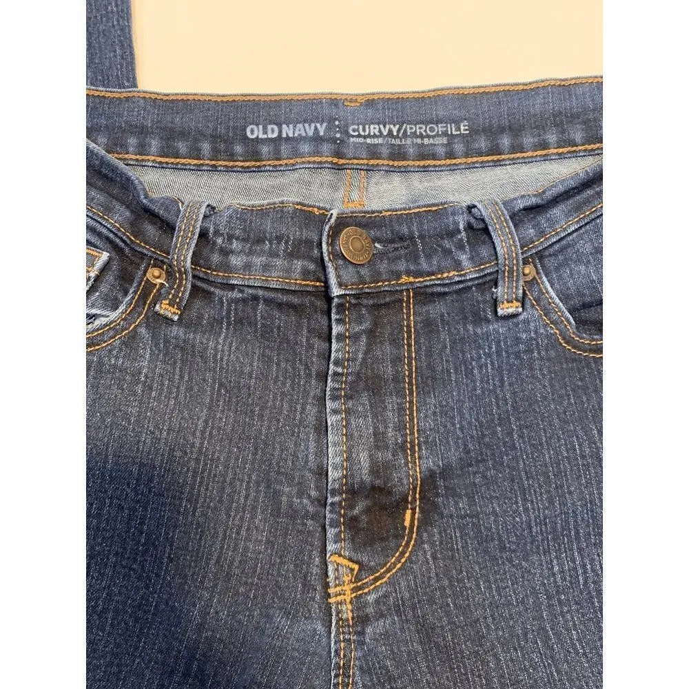 Old Navy Curvy Mid Rise Jean - Image 4