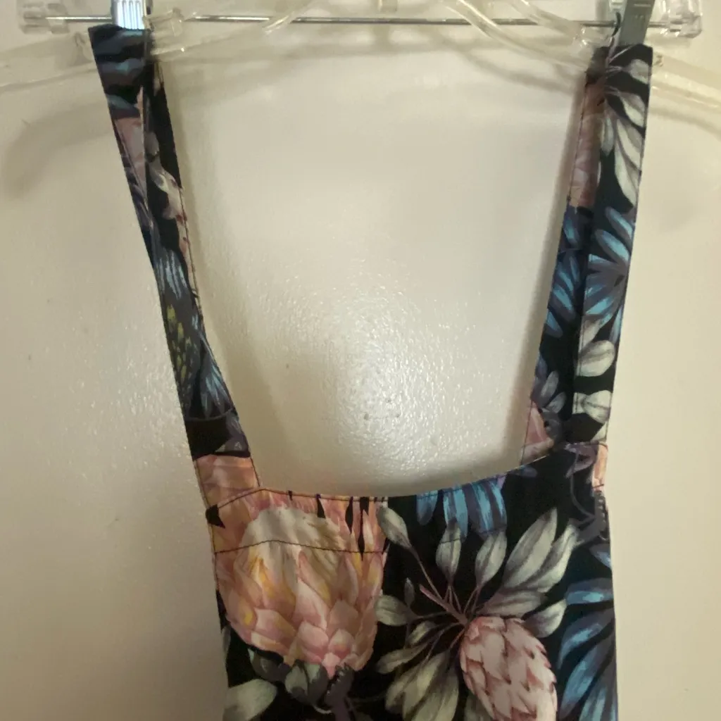 H&M Divided Womens Black Floral Romper Size 4 Pink Blue Flowers Waist 26” - Image 2