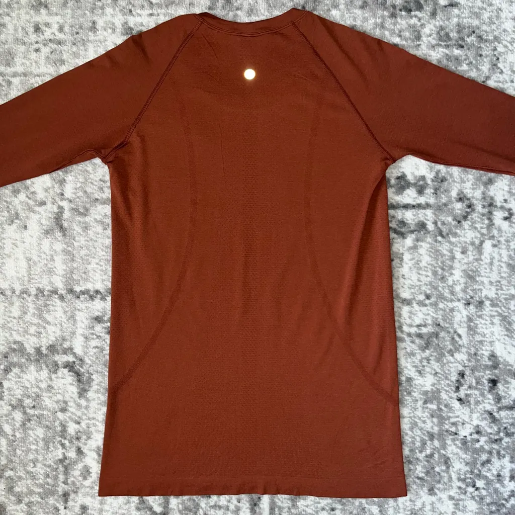 Lululemon Swiftly Tech Long Sleeve Shirt 2.0 - Image 3