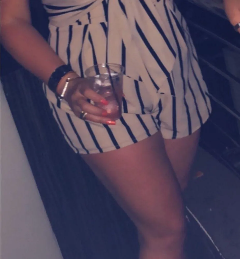 Cals romper size Large - Image 5