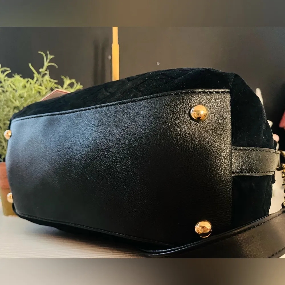 Juicy Couture Black Velvet Glitz Satchel Bag Crossbody Gold Hardware NWT - Image 4