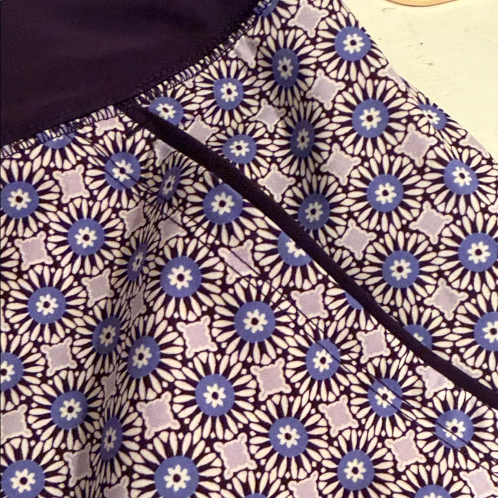 Lands' End Purple and White‎ Patterned Mini Skirt with shorts 6p - Image 3