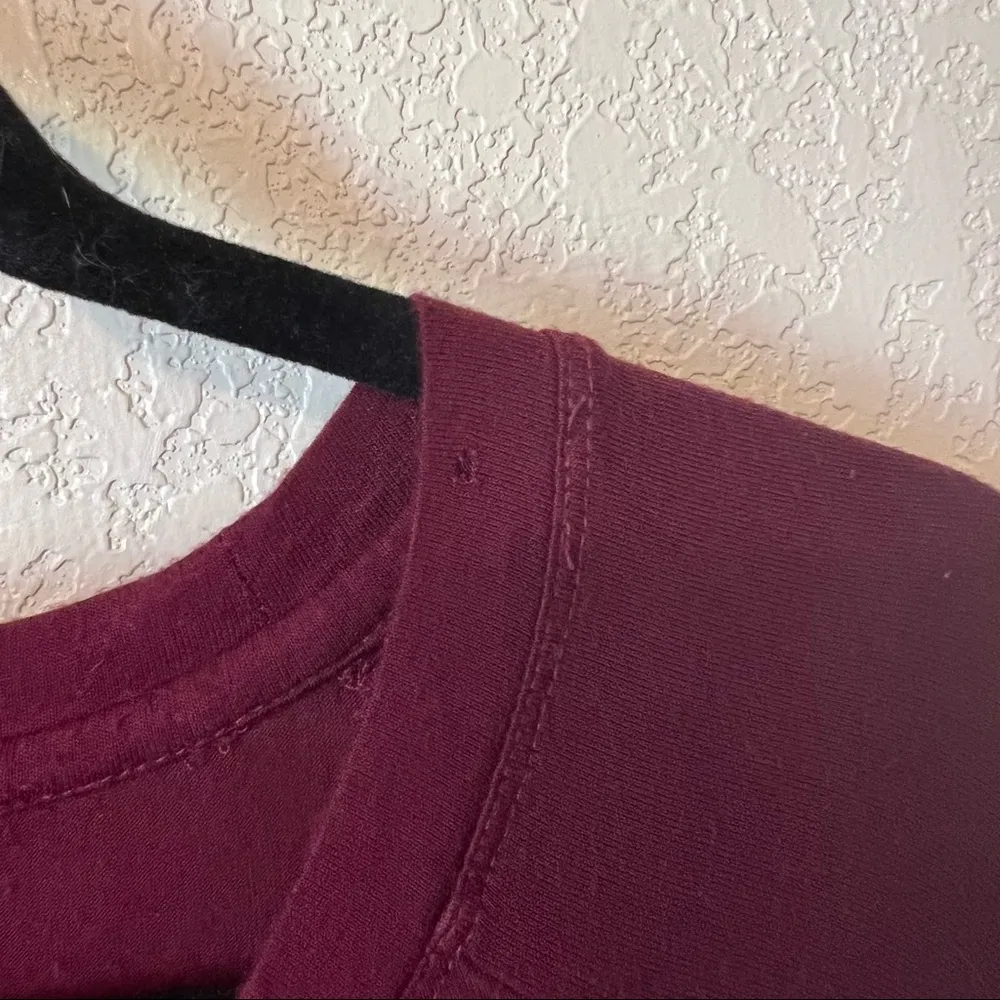 Romeo + Juliet Maroon Pleated Knit Top - Image 8