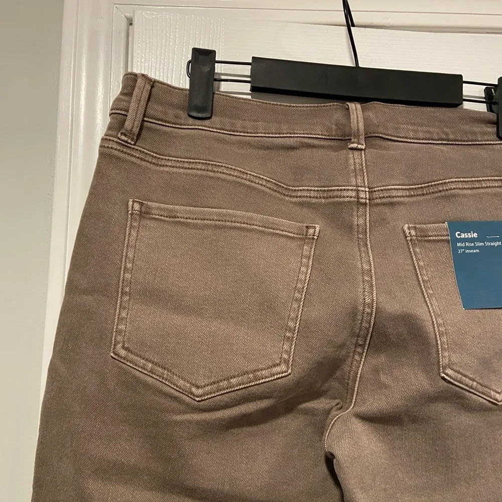 NWT JAG Size 8P Cassie Taupe Mid Rise Slim Fit Straight Leg Cotton Stretch Jeans - Image 7