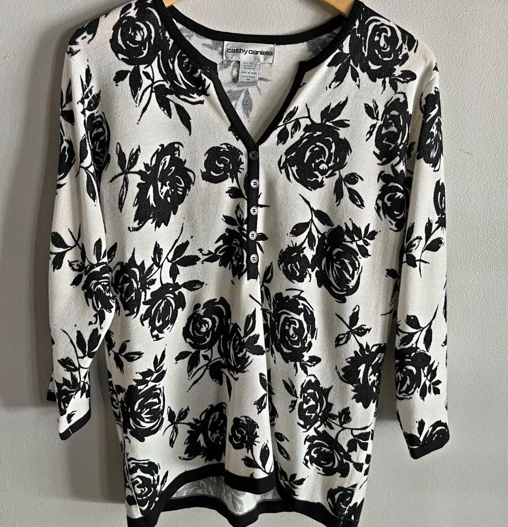 Cathy Daniels Y2K Floral Print Sweater Top Women’s M Black White Pullover Button - Image 2