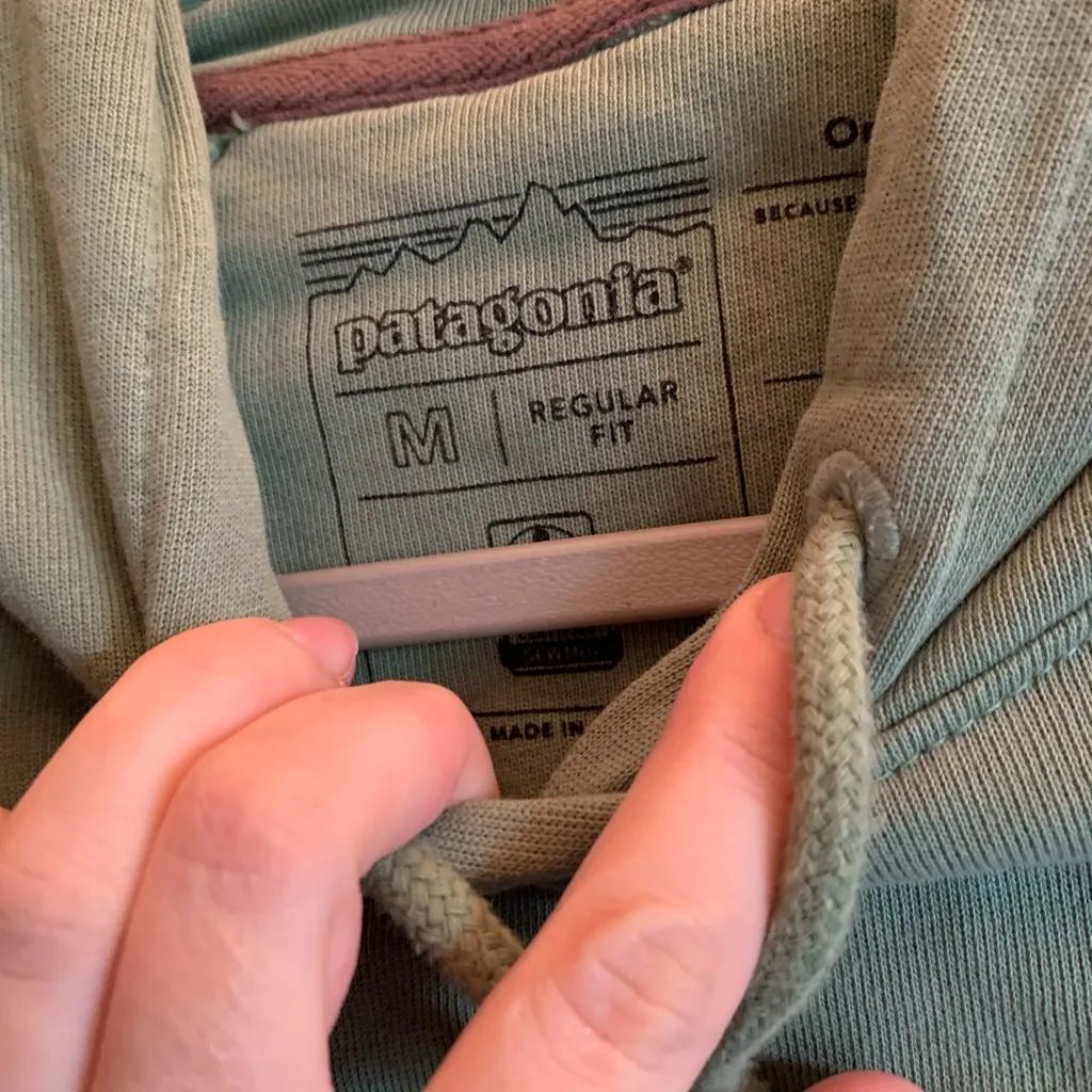 Patagonia Sage Green Womens Pullover Top Size M Hoodie Casual Clothing - Image 3