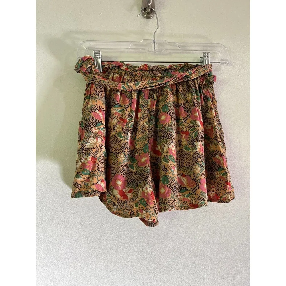 American Eagle Mustard Yellow Floral Paperbag Tie Waist Casual Shorts Size Small - Image 4