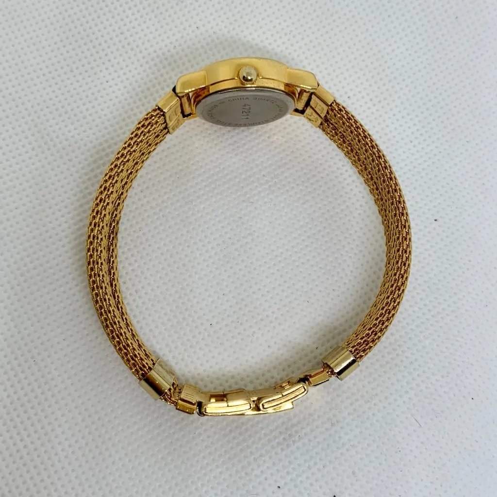 Vintage rumours gold tone women’s wrist watch 21mm quartz mesh band running - Image 9