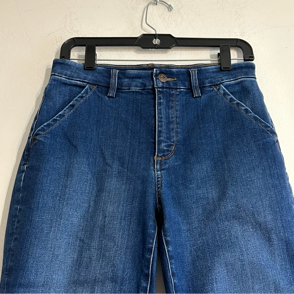 Duluth Trading Co DoubleFlex Flare Bootcut Dark Wash Jeans Size 4 x 31 Blue - Image 4