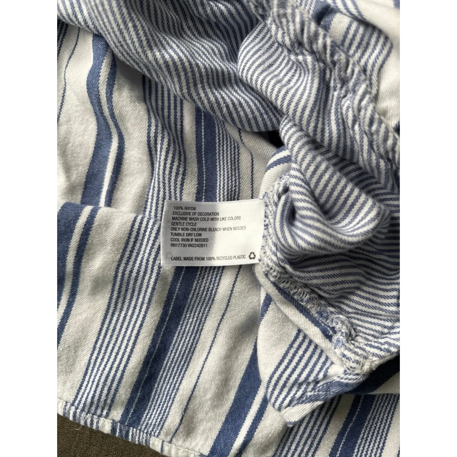 Xhilaration‎ Women's Blue White Nautical Striped Wrap Design Lace Up Top Size 1X - Image 7