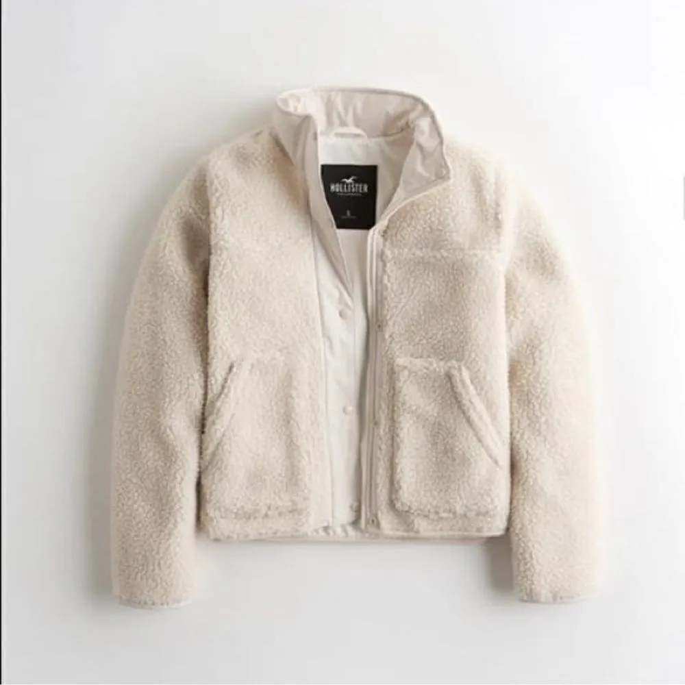 Hollister Cream Sherpa Bomber Jacket Full Zip with Snaps Size XS Off White - Image 2