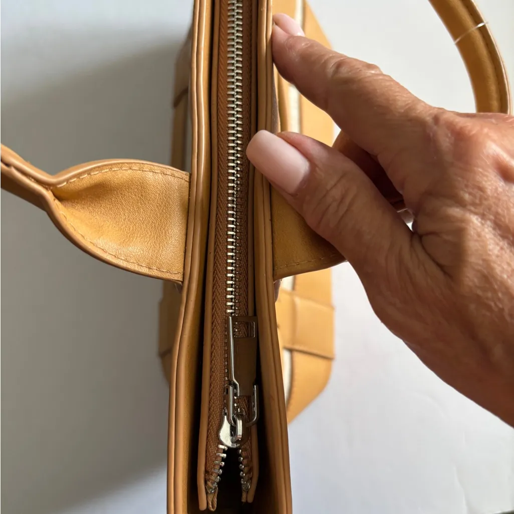 MIZTIQUE TAN NATURAL FAUX LEATHER AND CANVAS HAND BAG ZIP CLOSURE POCKET INSIDE - Image 8