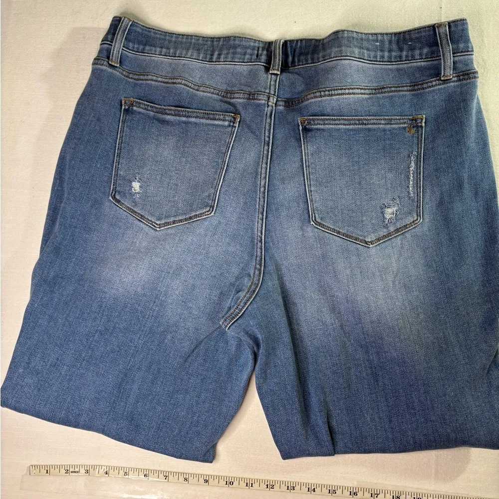 LuLaRoe Blue Straight Leg Jeans with Distressed Design Size 40 - Image 3